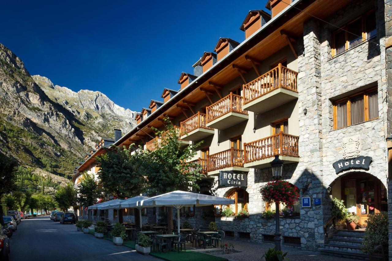 Hotel Ciria Benasque Exteriör bild